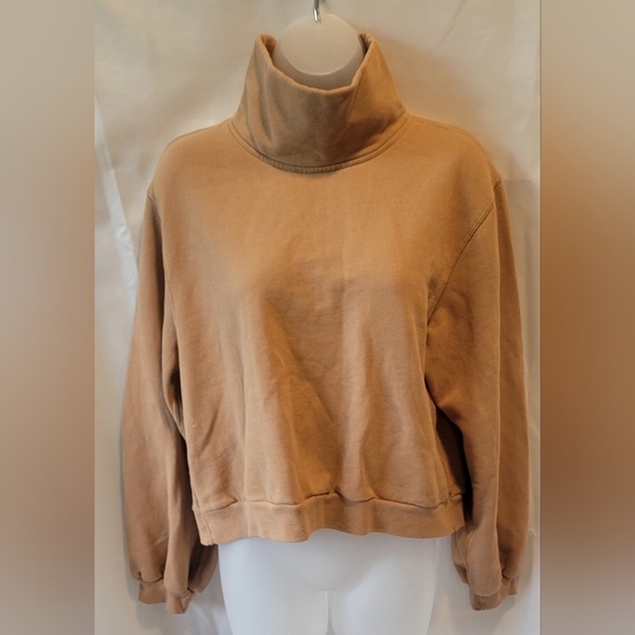 Abercrombie & Fitch Tops - ABERCROMBIE & FITCH Soft A&F Collection Mock Neck Crew Top, size small, beige